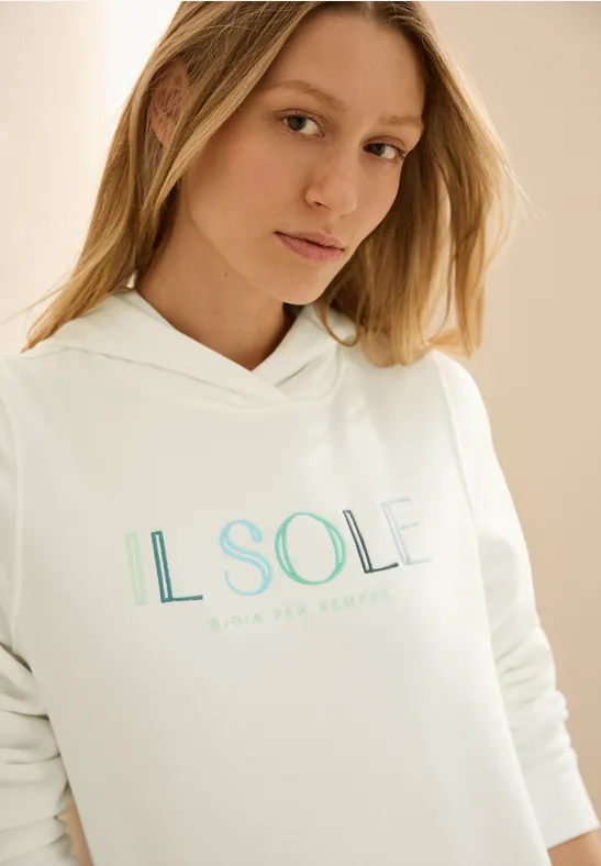 Hoodie mit Stickerei