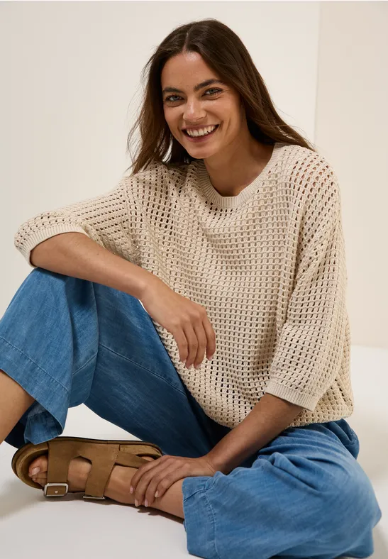 Pullover im H�kel-Optik