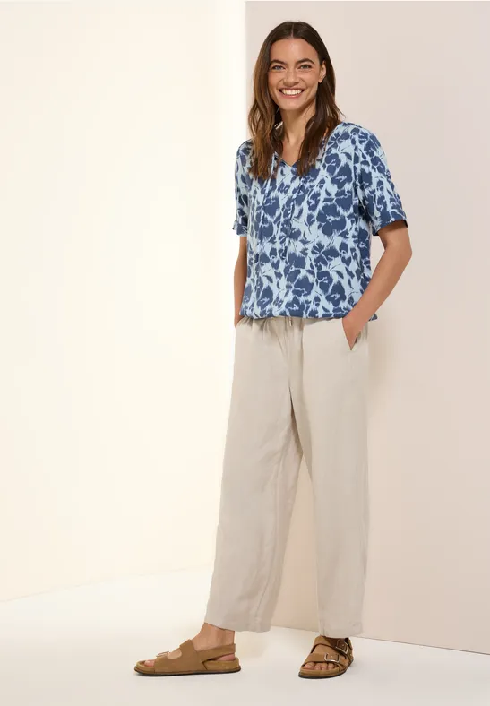 Gemusterte Bluse