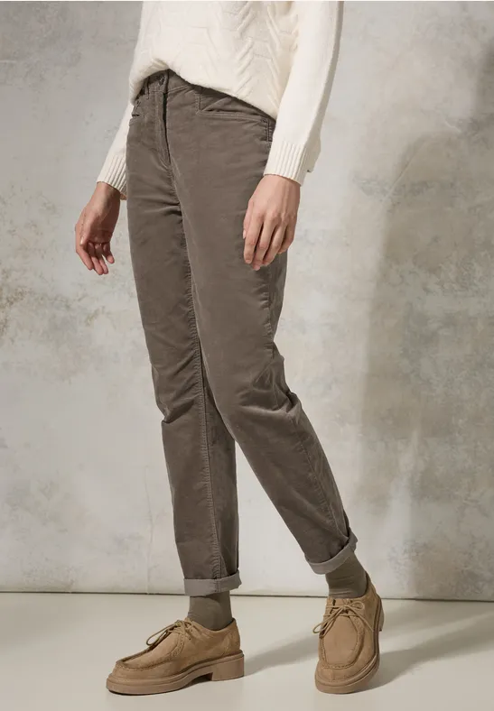 Hose im Velvet-Look