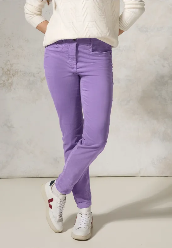 Hose im Velvet-Look