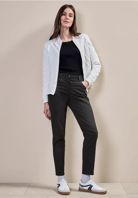 Hose im Slim Fit