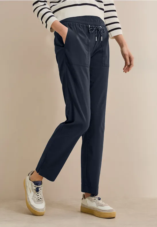 Casual Fit Hose